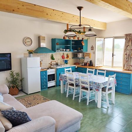 Casa Di Nelia Villa Baratili San Pietro Bagian luar foto