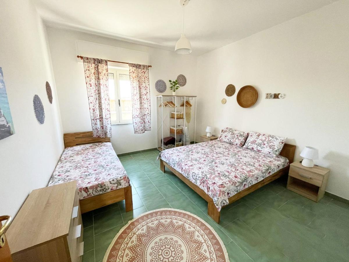 Casa Di Nelia Villa Baratili San Pietro Bagian luar foto
