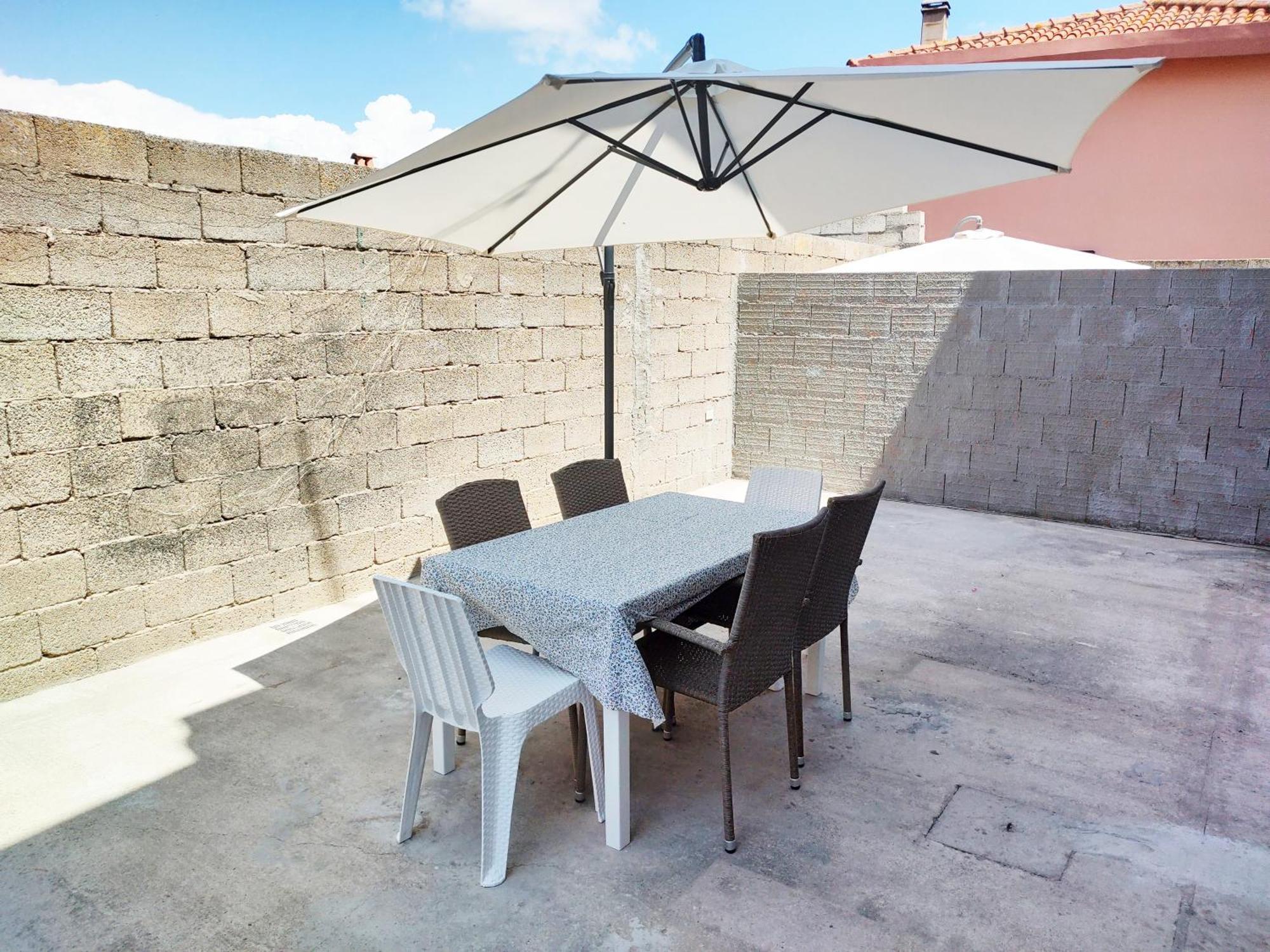 Casa Di Nelia Villa Baratili San Pietro Bagian luar foto